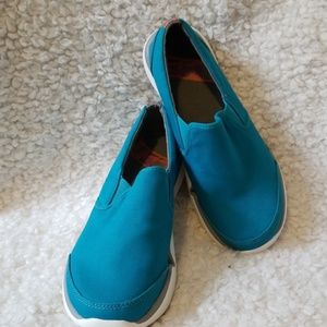 Teva Wander Slip On shoes